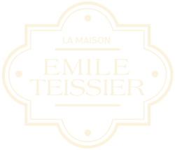 logo de la Maison Emile Teissier , chambres d'hôtes à louer à Vébron